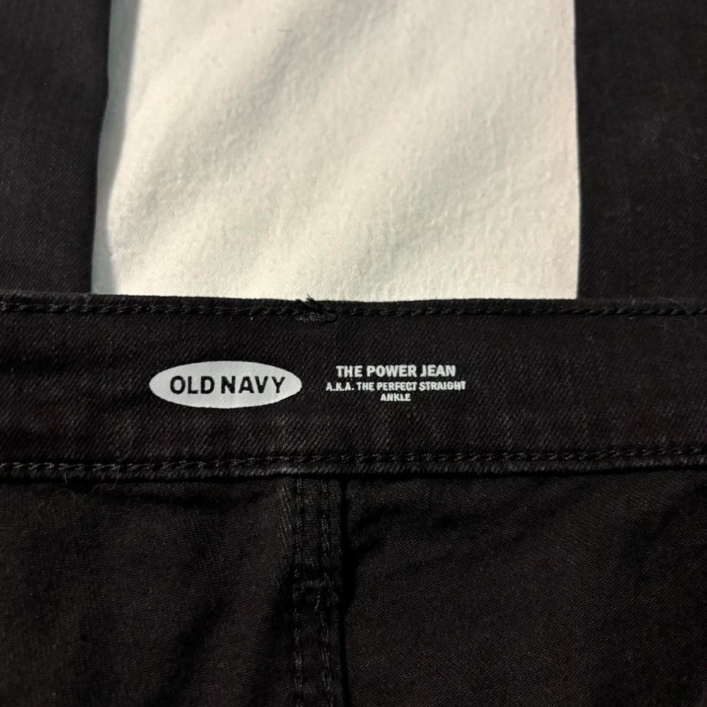 Old Navy Women's 18 The Power Jean High Rise Straight Leg Ankle Black Distressed - Picture 6 of 7